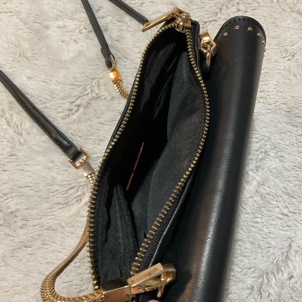 MMS Crossbody Bag - Picture 4 of 7